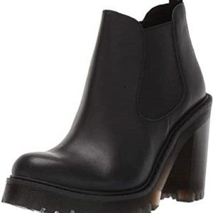Dr. Martens Women's Hurston Fashion Boot